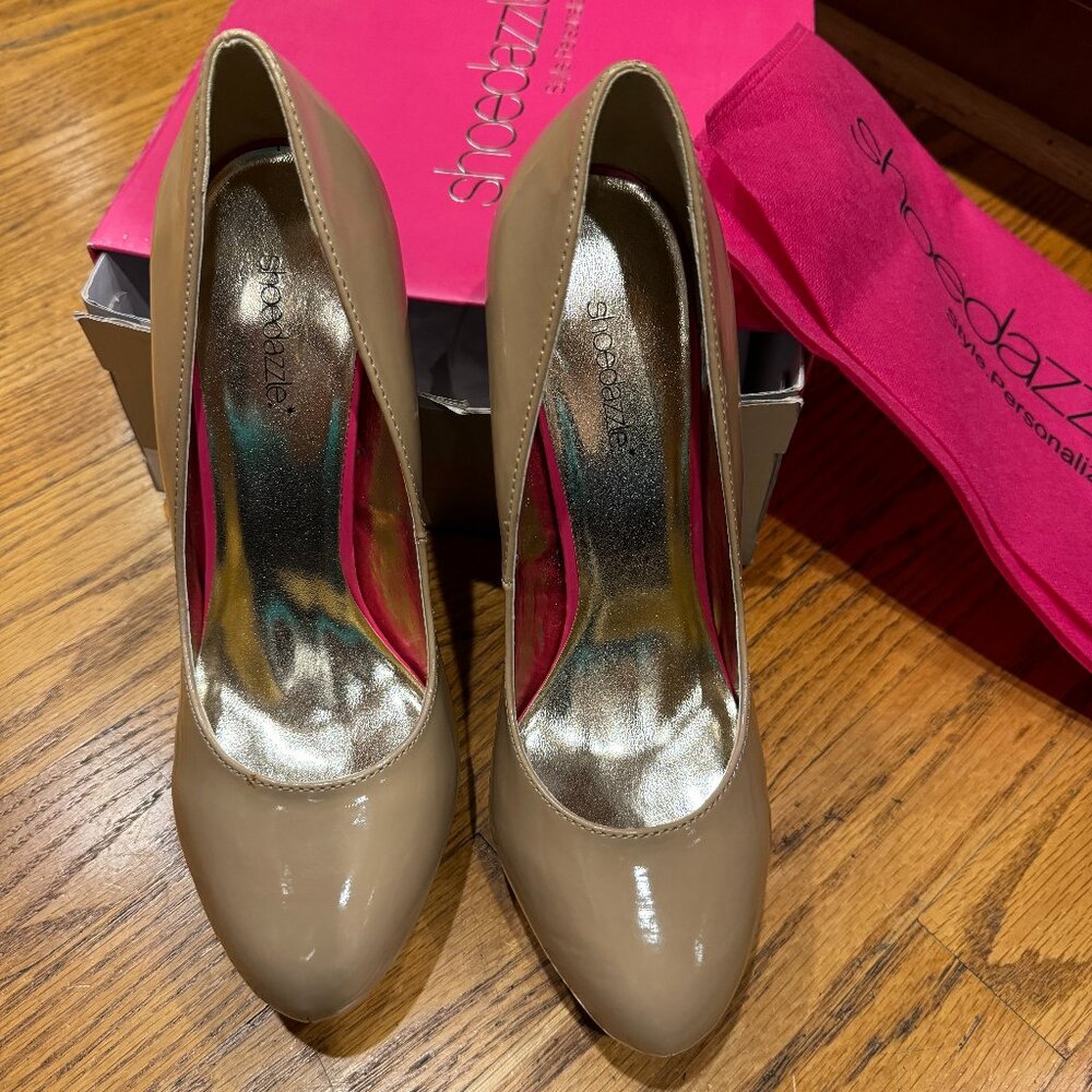 Shoe Dazzle Nude Platform Heels/Pumps (not worn), 10, Chanelle style w bag & box